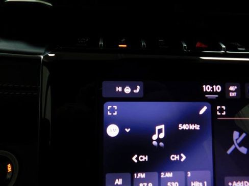 New 2025 Jeep Grand Cherokee Altitude image 32