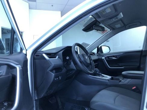 Certified 2024 Toyota RAV4 XLE image 10