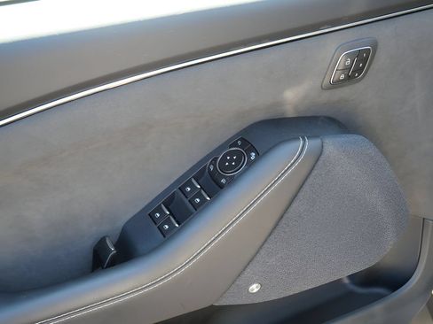 Used 2025 Ford Mustang Mach-E GT AWD/4WD image 16