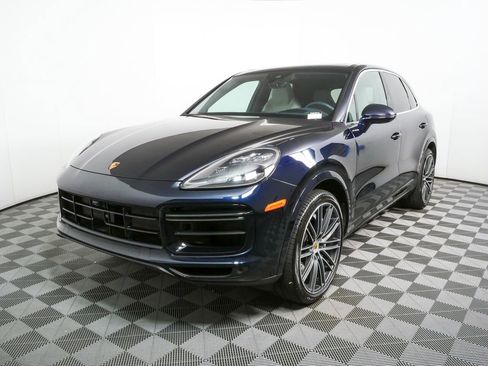 Certified 2021 Porsche Cayenne Turbo AWD/4WD image 1
