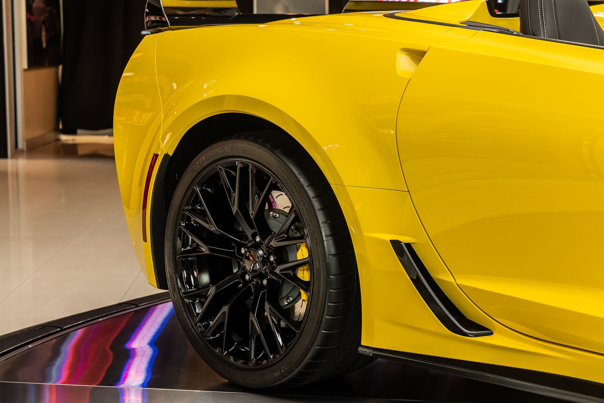 Used 2017 Chevrolet Corvette Z06 RWD image 24