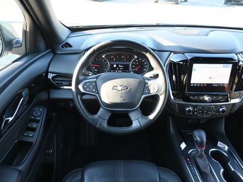 Used 2023 Chevrolet Traverse RS image 13