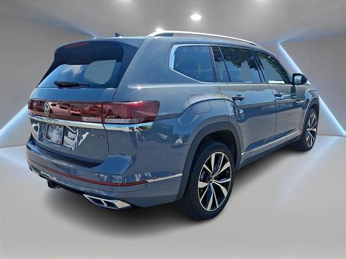 Certified 2025 Volkswagen Atlas SEL Premium R-Line AWD/4WD image 4