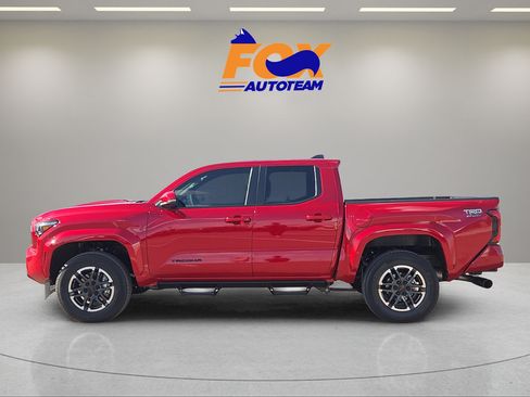 New 2026 Toyota Tacoma TRD Sport RWD image 2