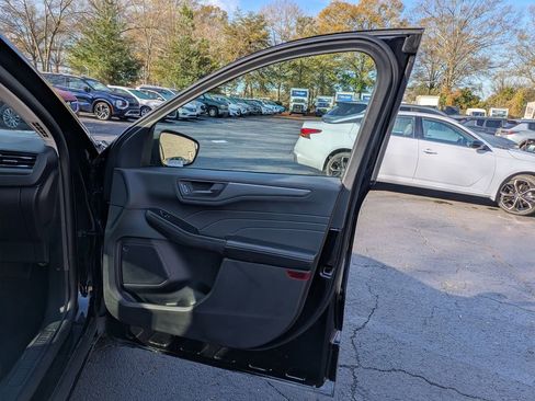 Used 2025 Ford Escape Active image 27