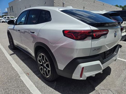 Used 2026 BMW X2 xDrive28i AWD/4WD image 3