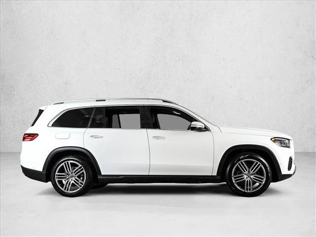 Used 2026 Mercedes-Benz GLS 450 4MATIC image 4