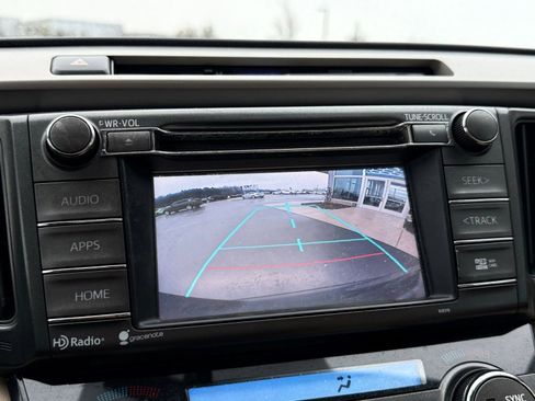 Used 2014 Toyota RAV4 XLE image 45