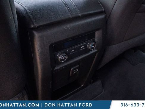 Used 2023 Chevrolet Traverse LT AWD/4WD image 23