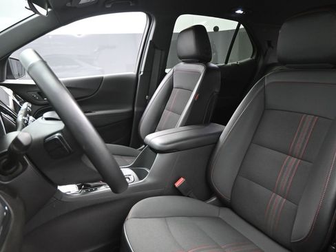 Used 2024 Chevrolet Equinox RS image 18