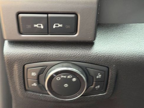 Used 2018 Ford F150 XLT w/ Equipment Group 302A Luxury image 25