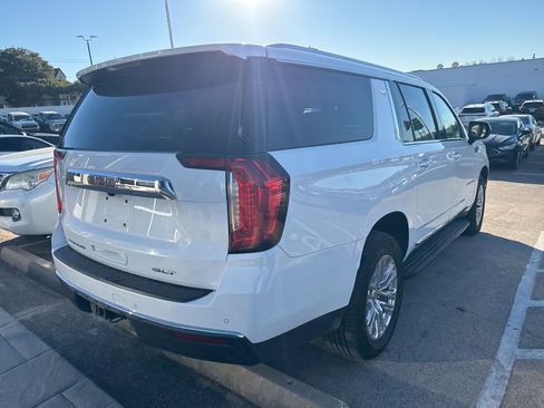 Used 2023 GMC Yukon XL SLT image 5