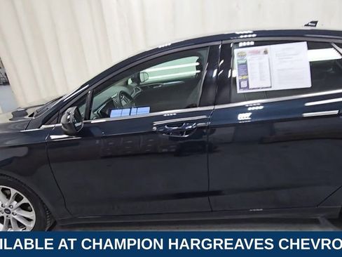 Used 2020 Ford Fusion SE image 6