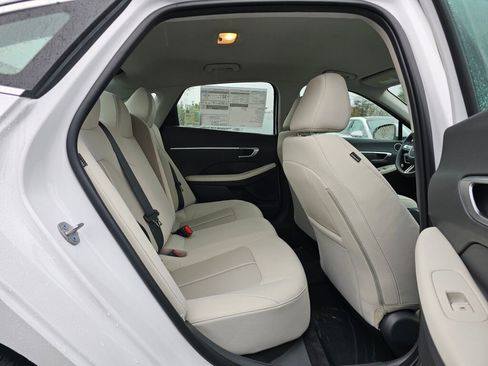New 2025 Hyundai Sonata SE image 12