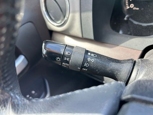 Used 2019 Toyota Tundra Limited w/ Limited Premium Package image 22