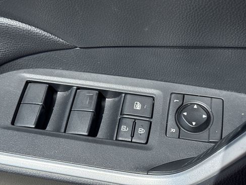 Certified 2023 Toyota RAV4 LE AWD/4WD image 15