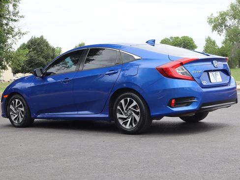 Used 2018 Honda Civic EX image 7