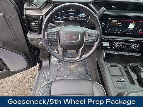 Used 2024 GMC Sierra 2500 AT4X AWD/4WD image 3