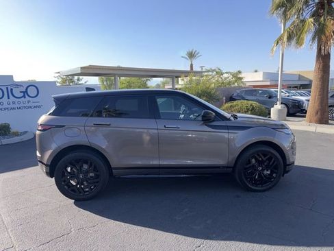 Used 2020 Land Rover Range Rover Evoque R-Dynamic SE AWD/4WD image 4