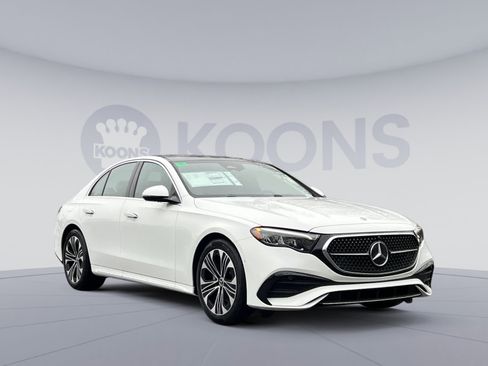 New 2026 Mercedes-Benz E 350 4MATIC Sedan image 8