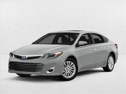 Used 2013 Toyota Avalon Limited w/ Technology Pkg