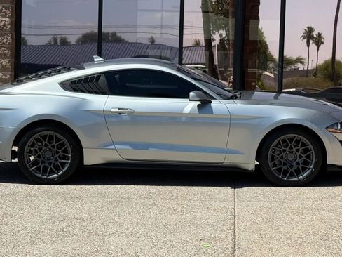 Used 2021 Ford Mustang Coupe RWD image 14