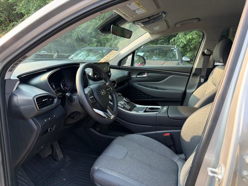 Used 2023 Hyundai Santa Fe SE AWD/4WD image 5