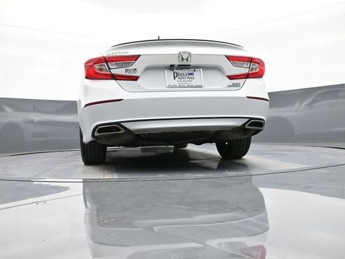Certified 2022 Honda Accord Sport image 30