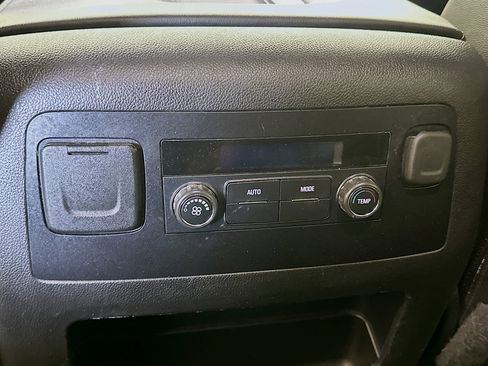 Used 2017 Chevrolet Tahoe LT RWD image 24