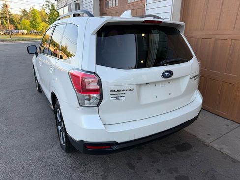 Used 2017 Subaru Forester 2.5i Premium w/ All-Weather Package AWD/4WD image 5