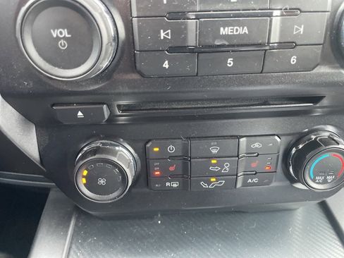 Used 2018 Ford F150 XLT w/ Equipment Group 302A Luxury image 15