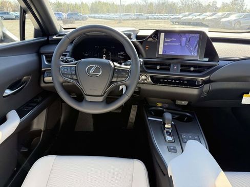 New 2025 Lexus UX 300h AWD image 8