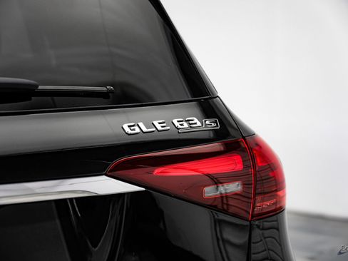 Used 2026 Mercedes-Benz GLE 63 AMG S image 16