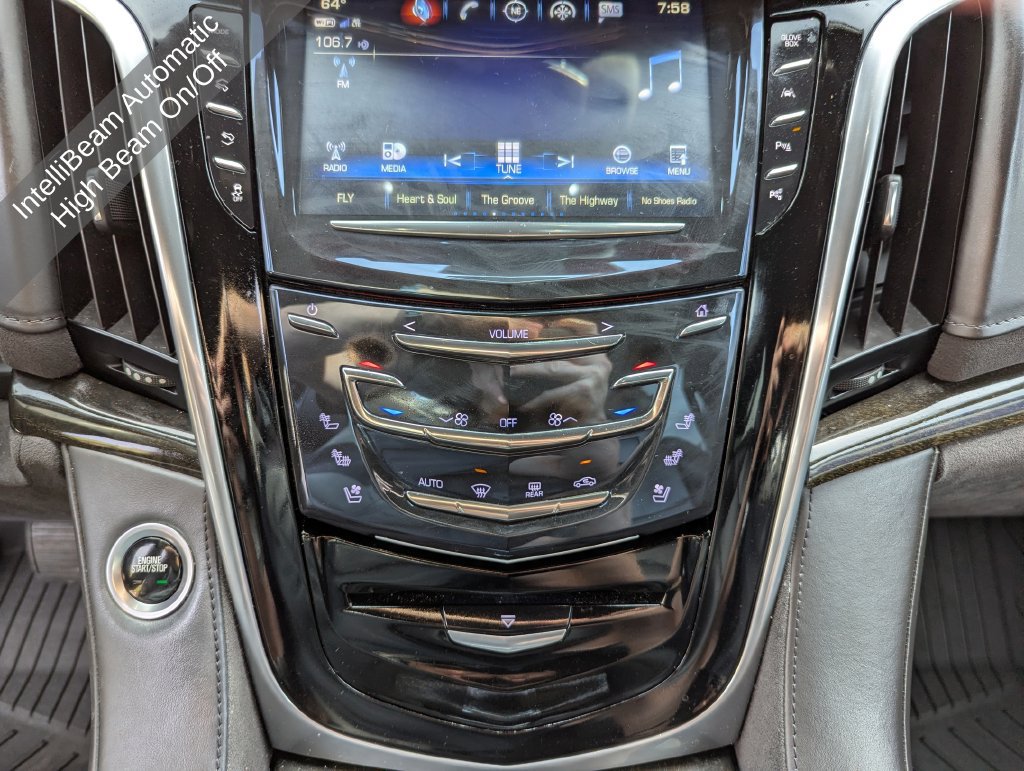 Used 2020 Cadillac Escalade Platinum AWD/4WD image 29