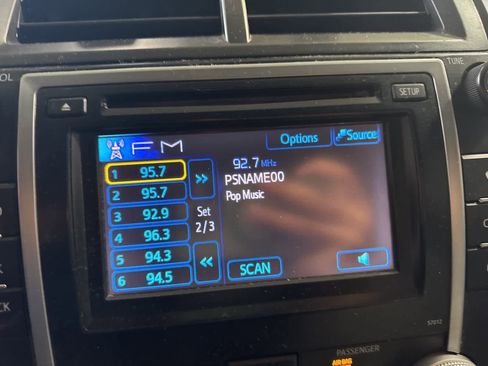 Used 2012 Toyota Camry LE image 18