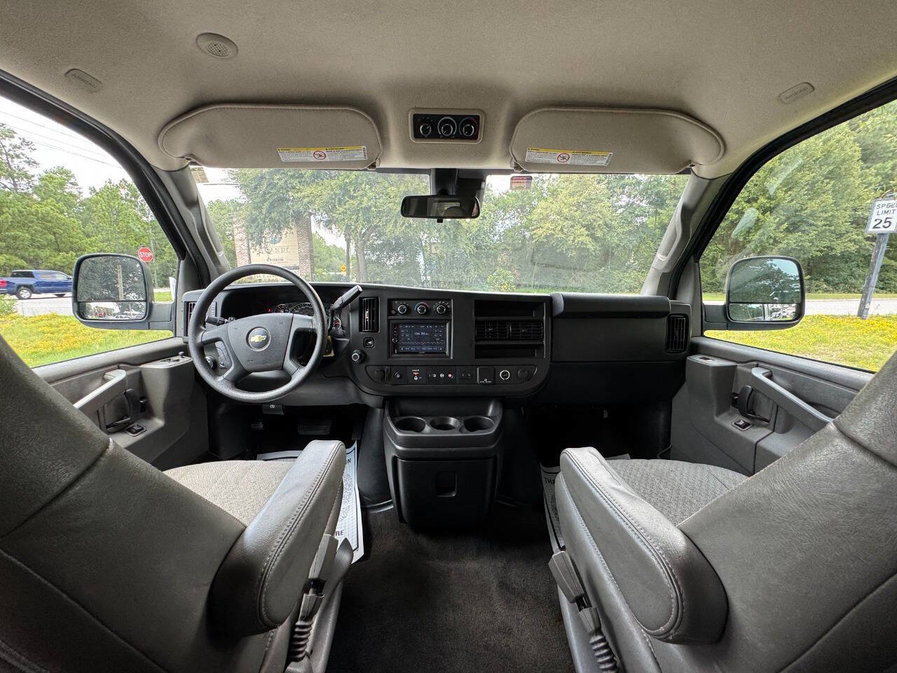 Used 2019 Chevrolet Express 3500 LT w/ LT Preferred Equipment Group RWD image 19