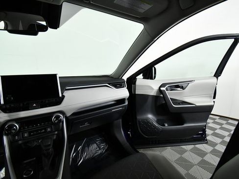 New 2025 Toyota RAV4 XLE image 20