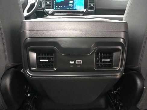 Used 2023 Chevrolet Silverado 1500 LT Trail Boss w/ Convenience Package II image 25