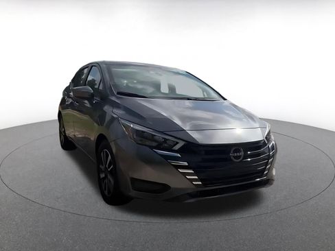 Used 2025 Nissan Versa SV FWD image 2