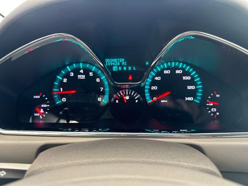 Used 2017 Chevrolet Traverse Premier image 24