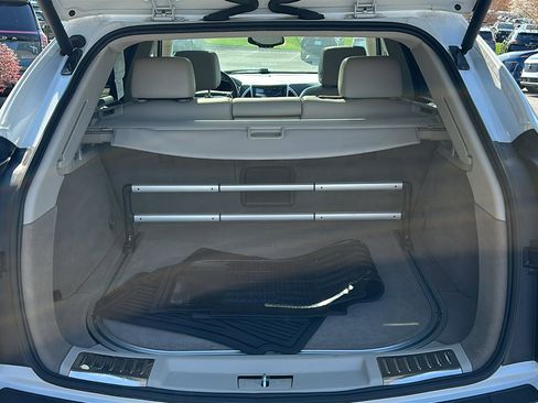 Used 2016 Cadillac SRX Performance w/ Driver Awareness Package image 7