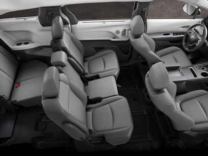 New 2026 Toyota Sienna XLE