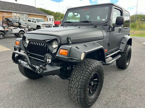Used 2004 Jeep Wrangler Sport w/ Dual Top Group image 9