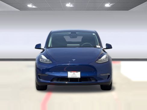 Used 2021 Tesla Model Y Long Range image 5