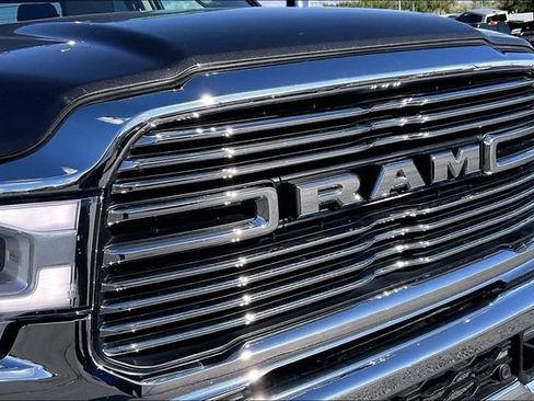 Used 2023 RAM 2500 Laramie AWD/4WD image 31