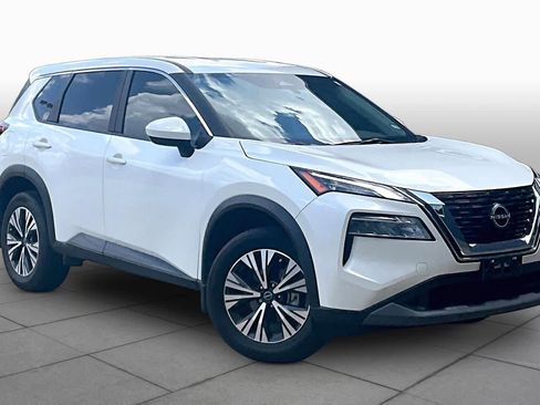 Certified 2023 Nissan Rogue SV FWD image 3