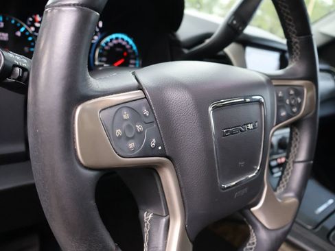 Used 2018 GMC Yukon Denali w/ Open Road Package AWD/4WD image 46