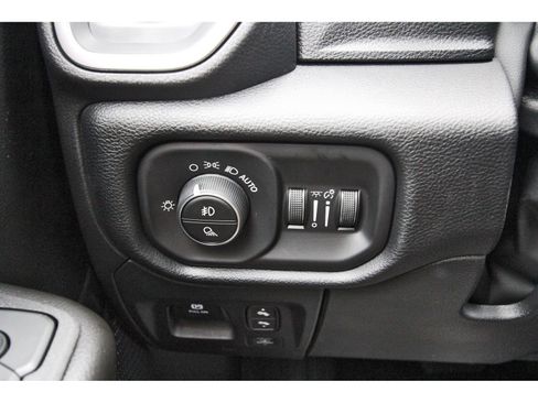 Used 2026 RAM 1500 Lone Star AWD/4WD image 19