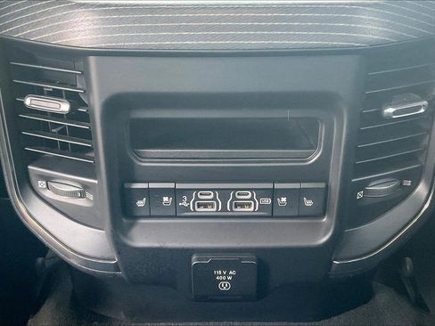 Used 2020 RAM 1500 Limited image 10