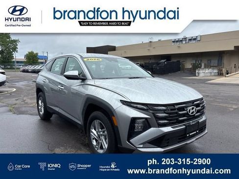 Used 2026 Hyundai Tucson SE AWD/4WD image 1